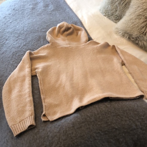 Banana Republic sweater ❤️ - Picture 5 of 5